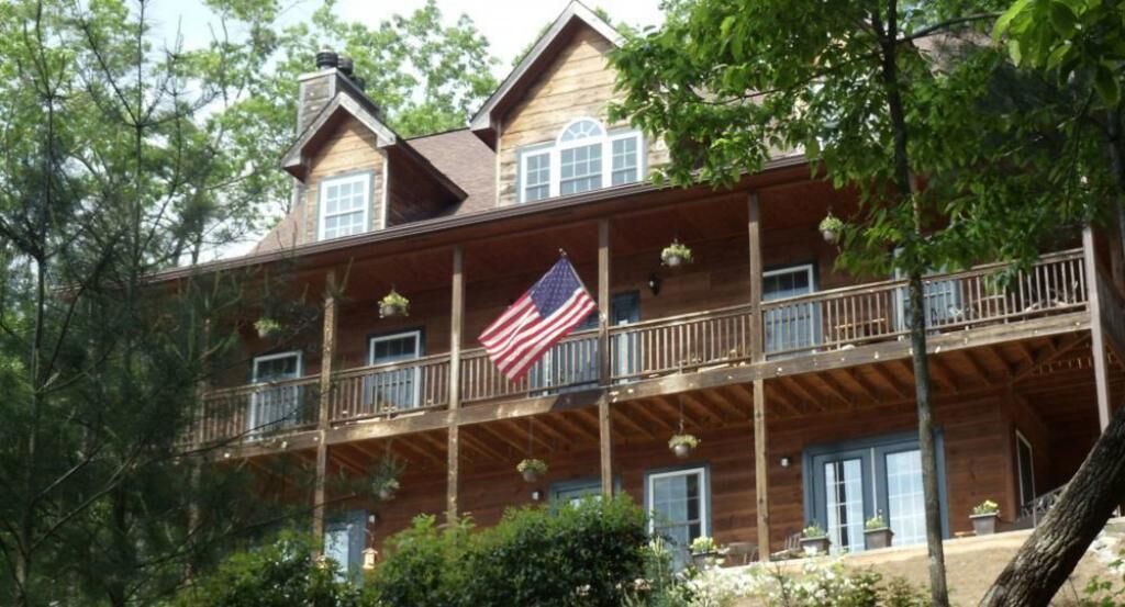 Photo of Others in Dahlonega