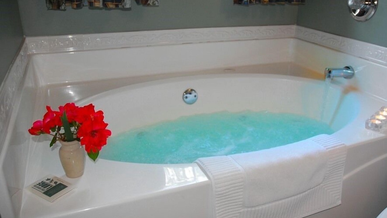 Photo of Bathroom in Dahlonega
