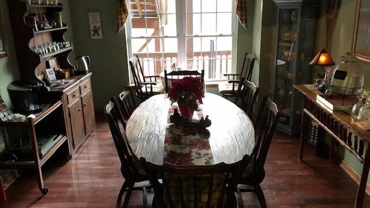 Photo of Bedroom in Dahlonega