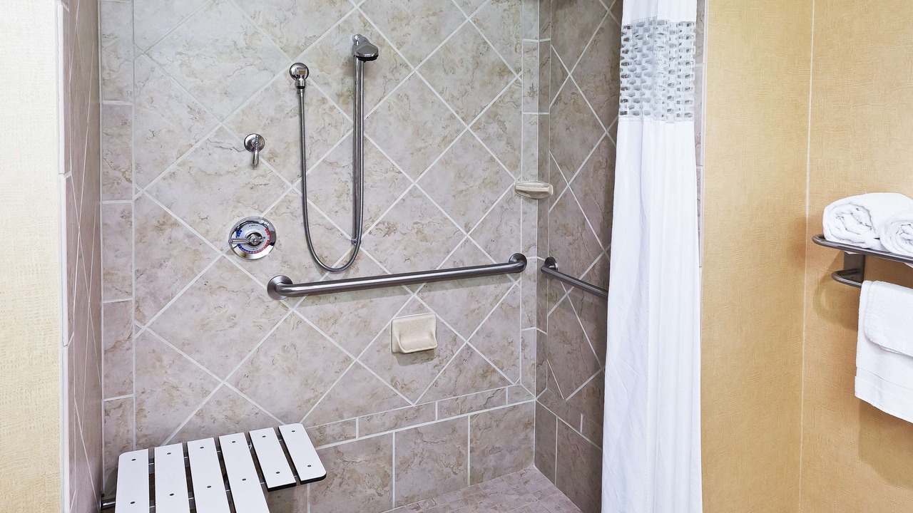 Photo of Bathroom in Dumas