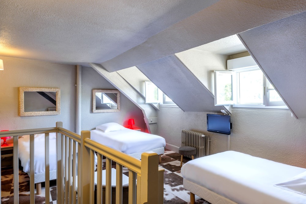 Photo of Bedroom in Mont-Dore