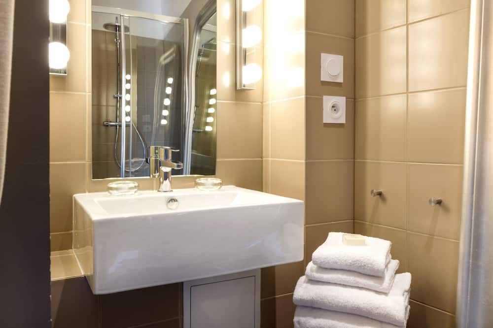 Photo of Bathroom in Mont-Dore