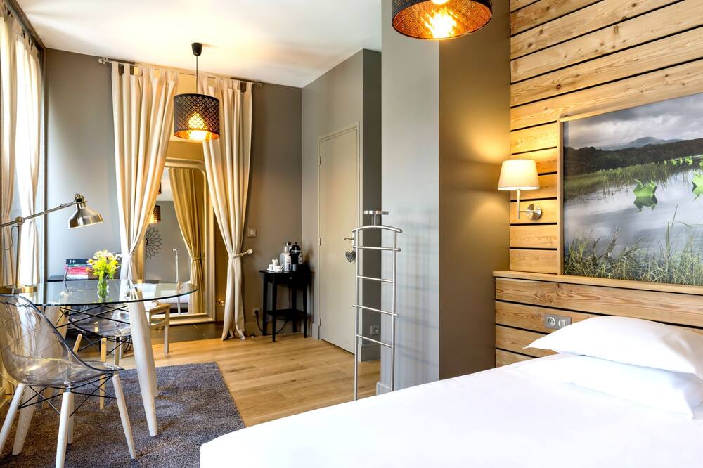 Photo of Bedroom in Mont-Dore