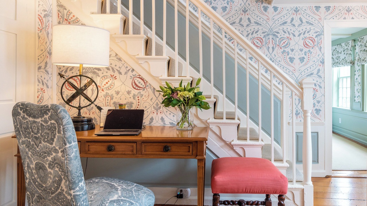 Photo of Others in Nantucket Town