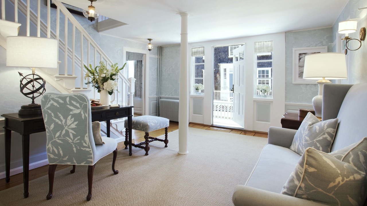 Photo of Others in Nantucket Town