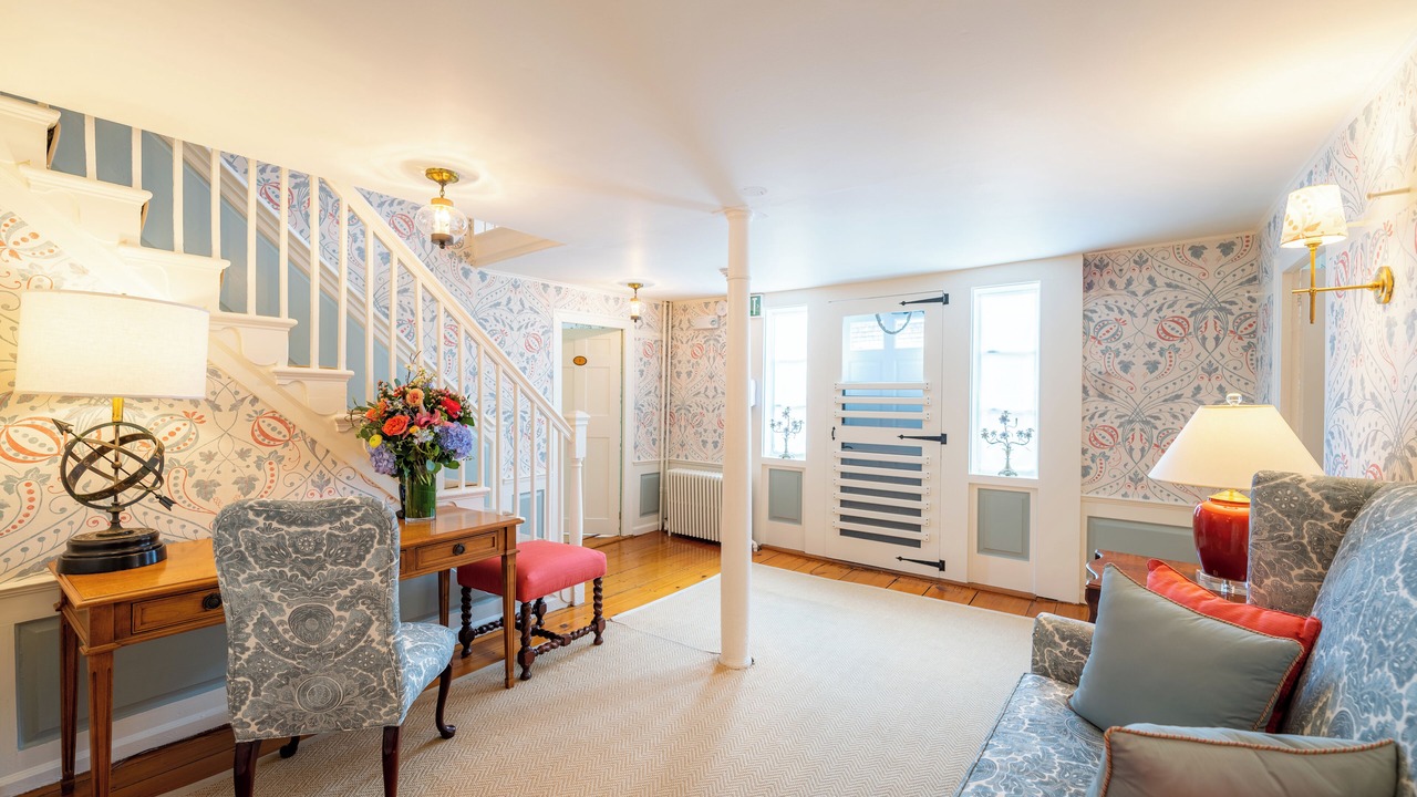 Photo of Others in Nantucket Town