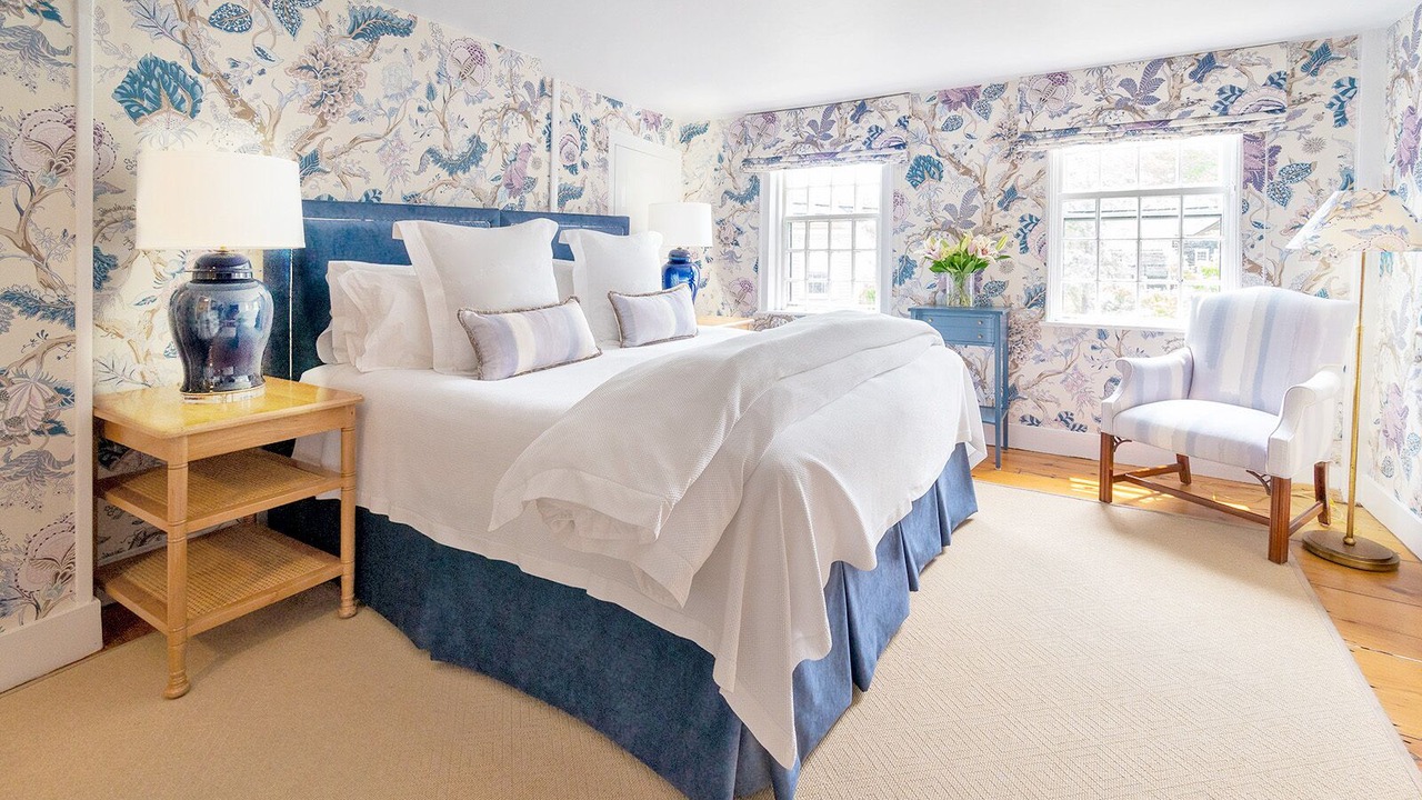 Photo of Others in Nantucket Town