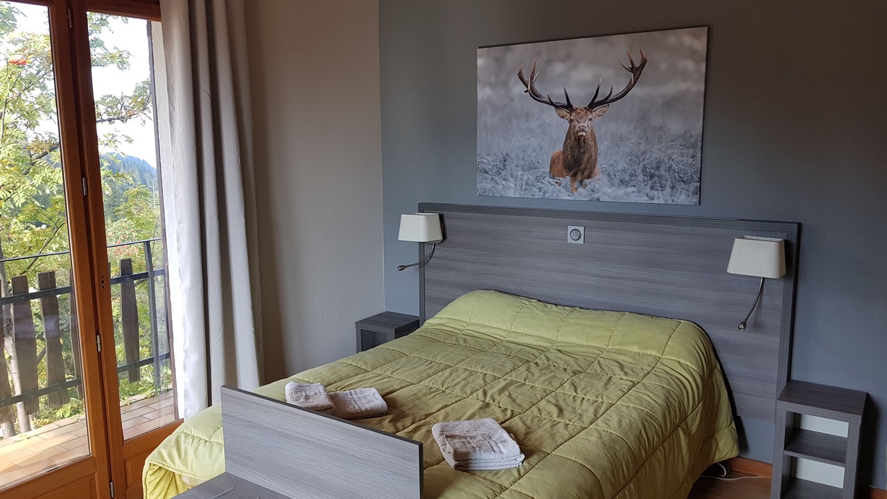 Photo of Bedroom in La Bollene-Vesubie