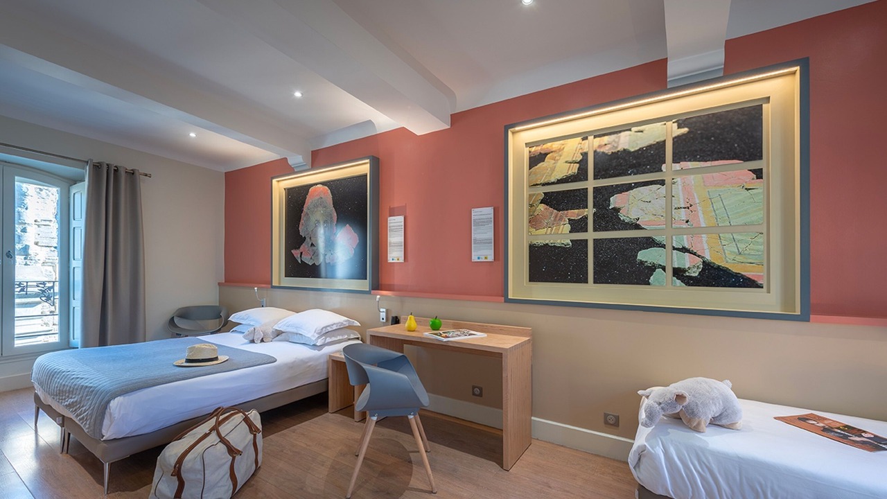 Photo of Bedroom in Arles City Centre