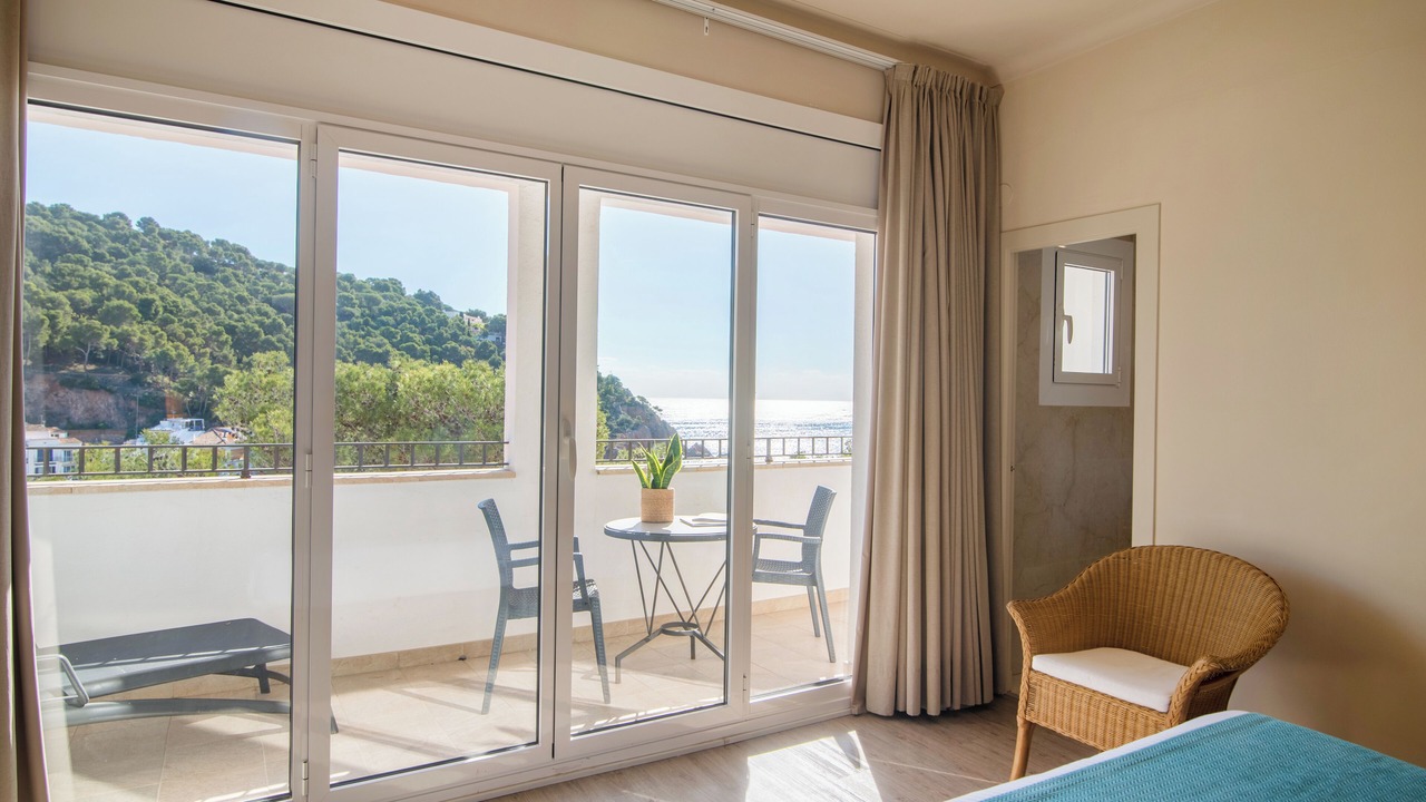 Photo of Bedroom in Tamariu