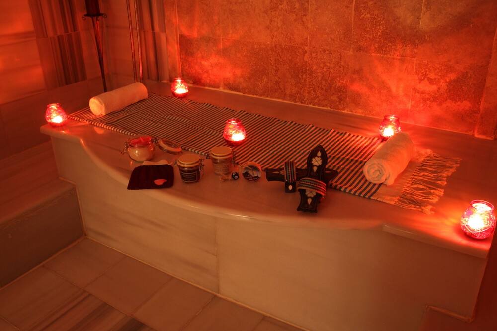 Photo of Others in Faraday