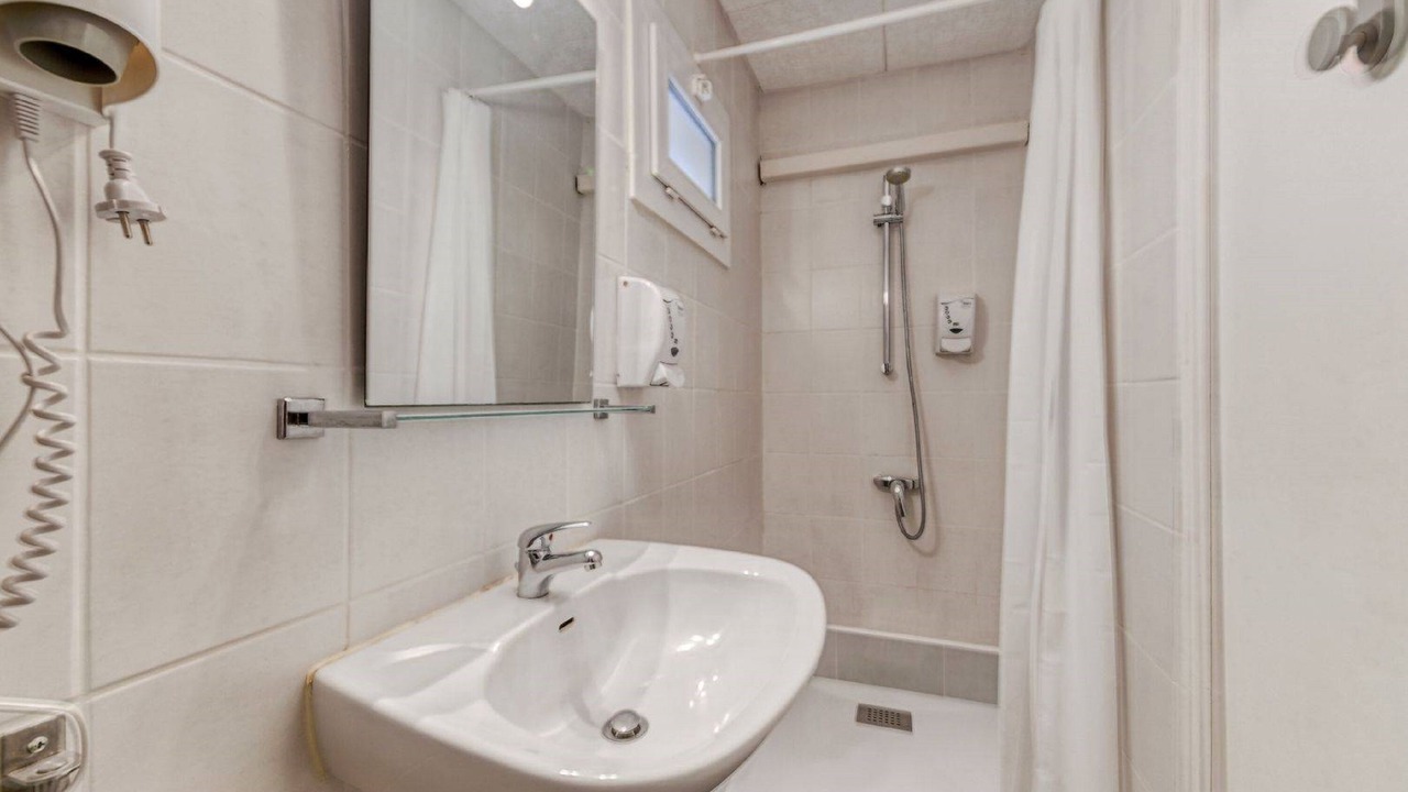 Photo of Bathroom in La Peyrade