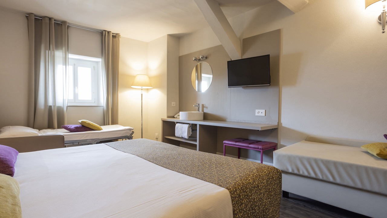 Photo of Bedroom in Muralto
