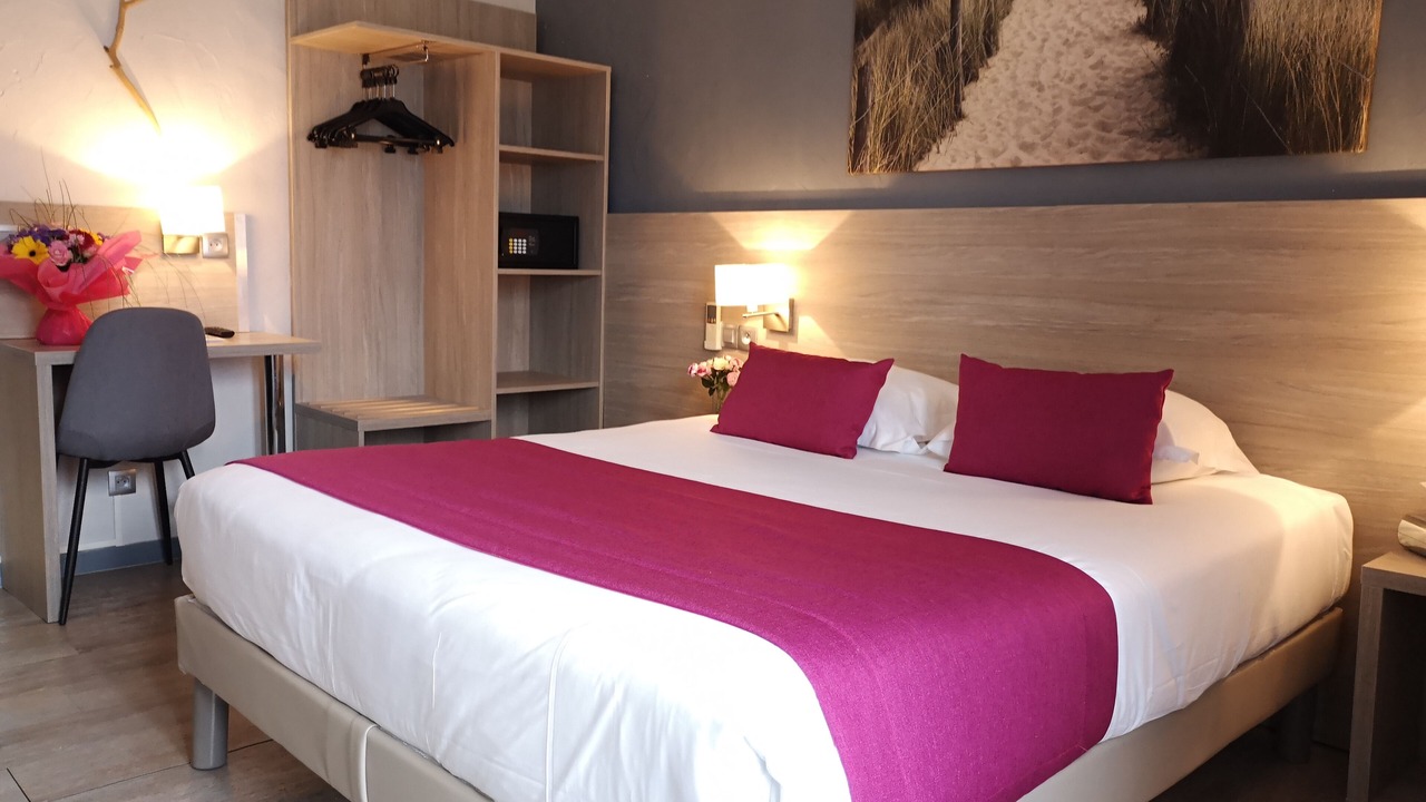 Photo of Bedroom in Frejus Port
