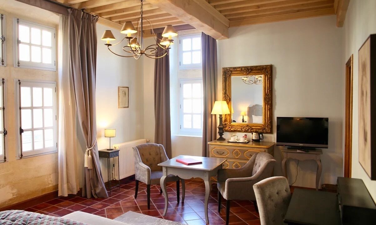 Photo of Bedroom in Aigues-Mortes Medieval City