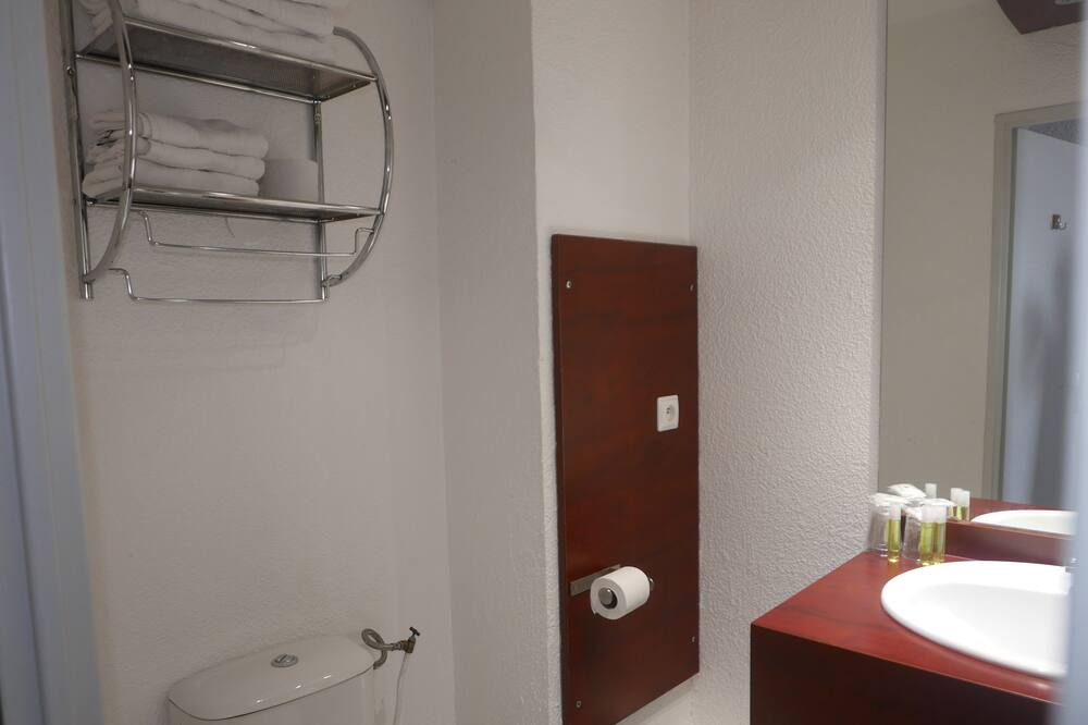 Photo of Bathroom in Secteur 3