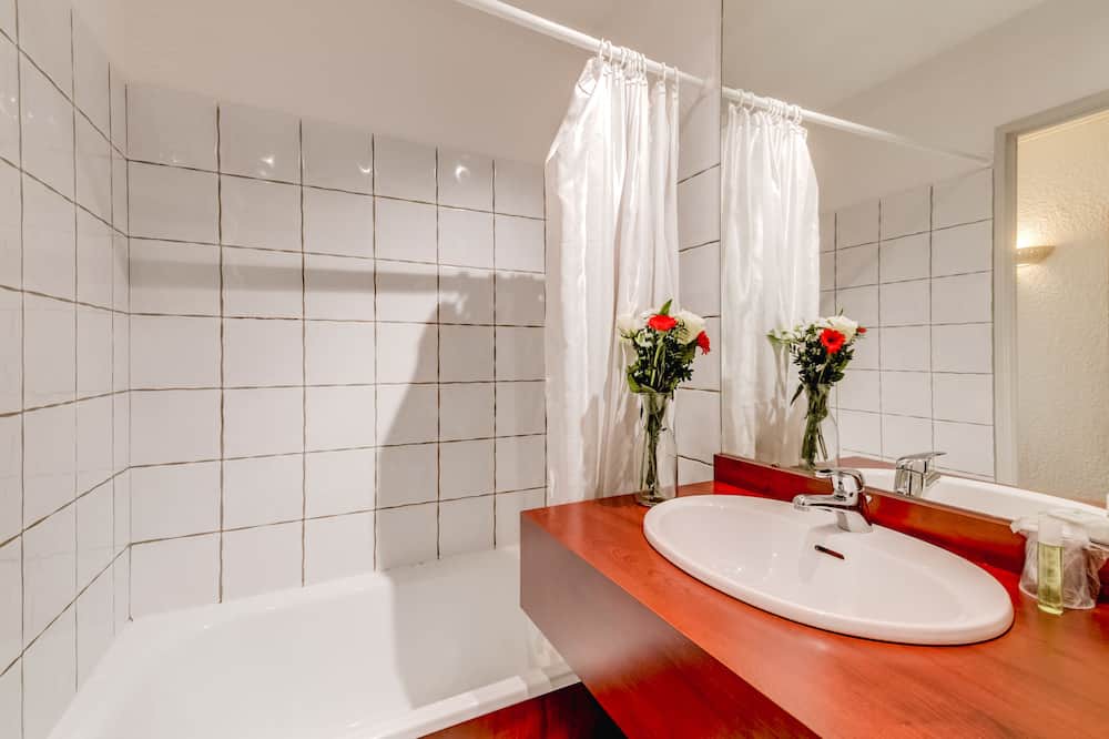Photo of Bathroom in Secteur 3