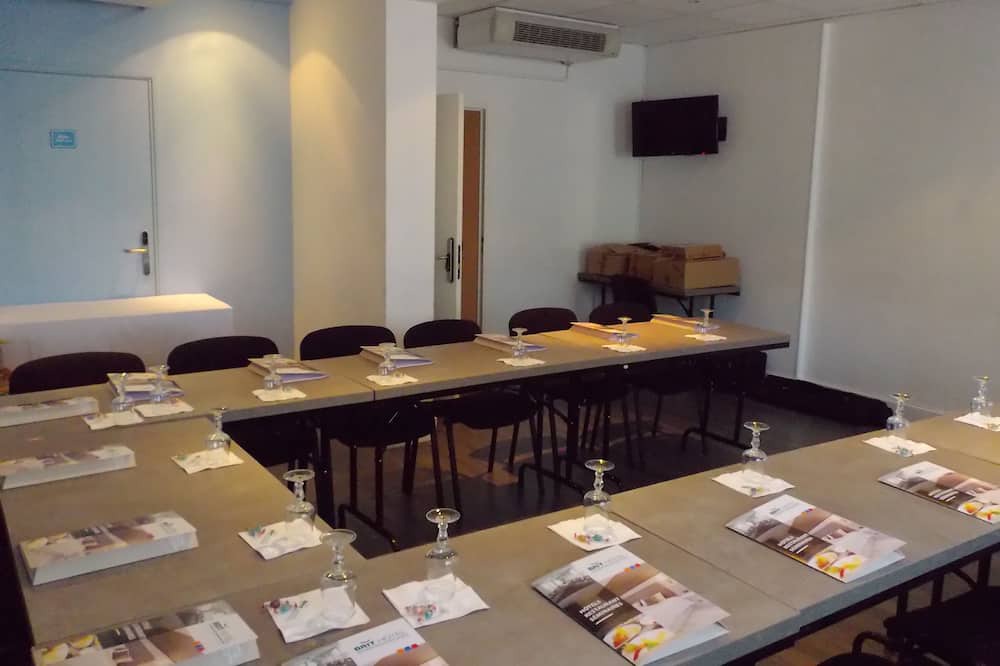 Photo of Others in Secteur 3
