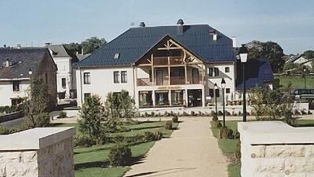 Photo of Buildings in Aranc