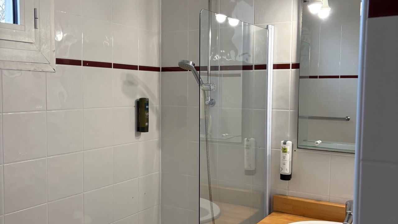 Photo of Bathroom in Prechacq-les-Bains