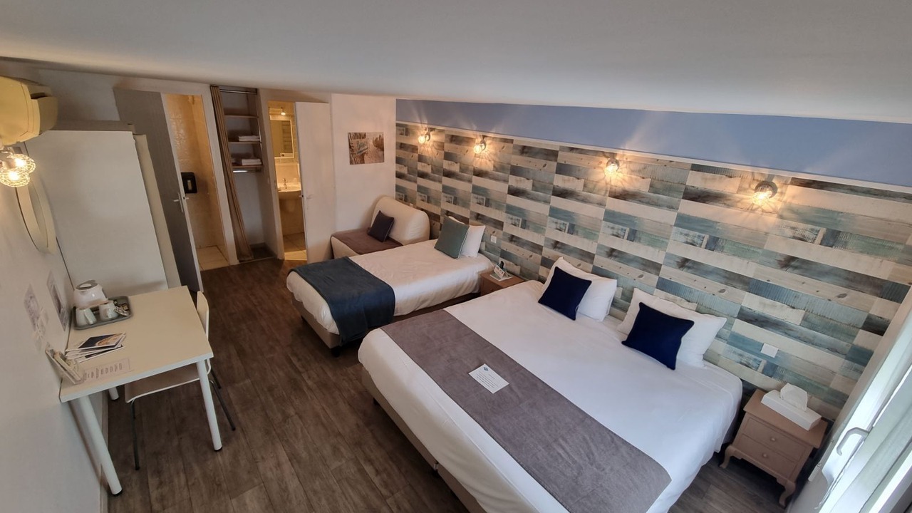 Photo of Others in Medis