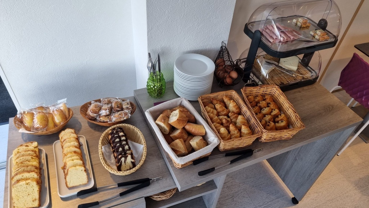 Photo of Others in Medis