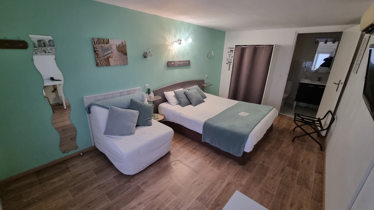 Photo of Bedroom in Medis