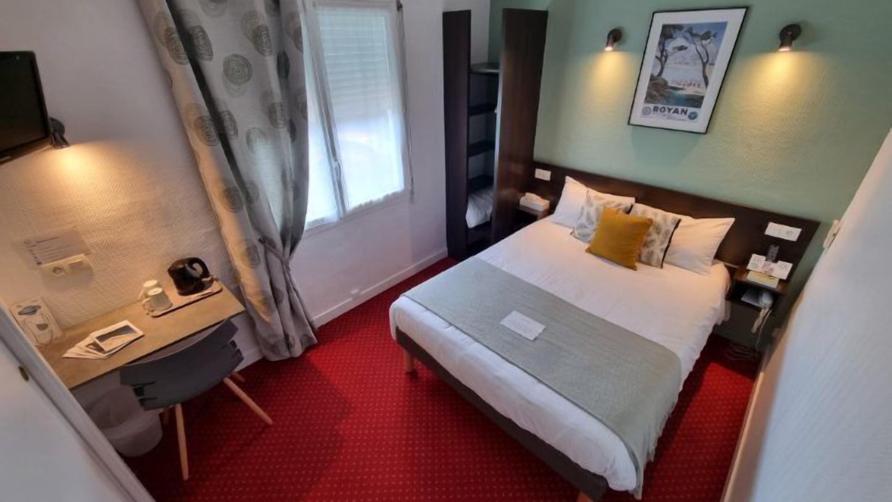 Photo of Bedroom in Medis