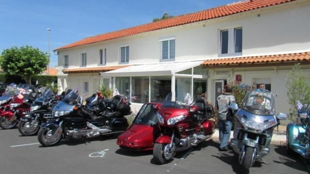 Photo of Others in Medis