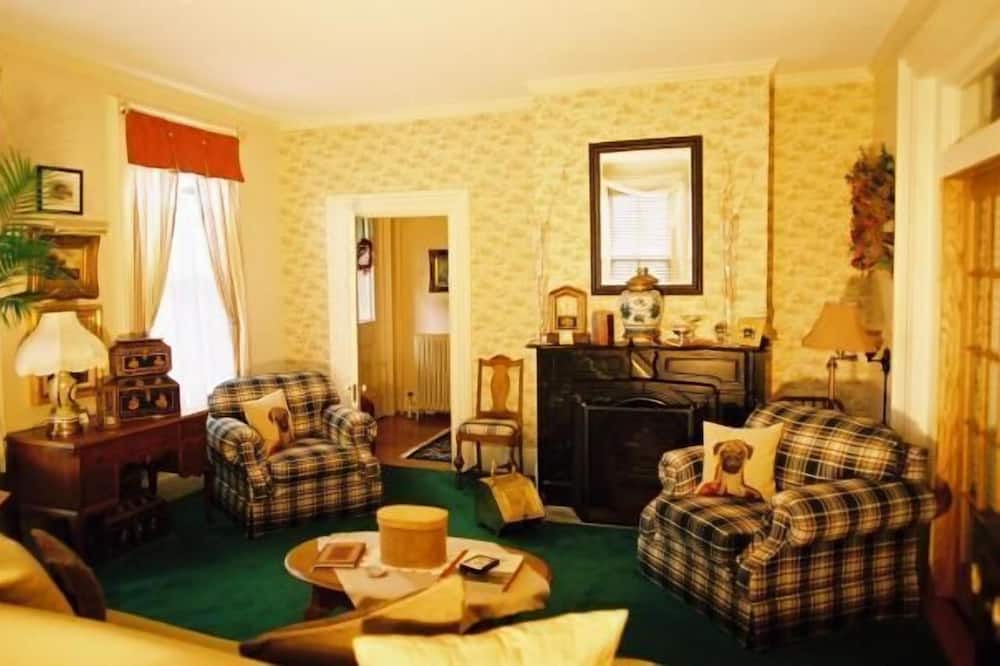 Photo of Others in Lansing