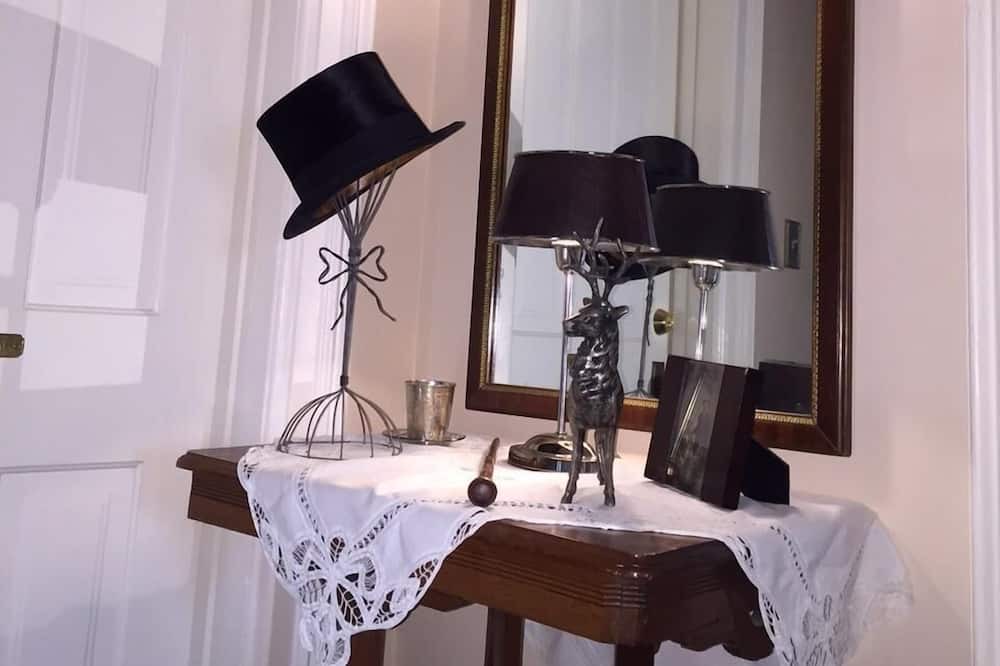 Photo of Others in Lansing