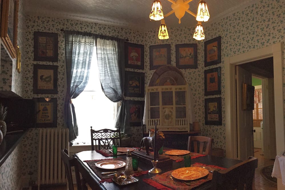 Photo of Others in Lansing