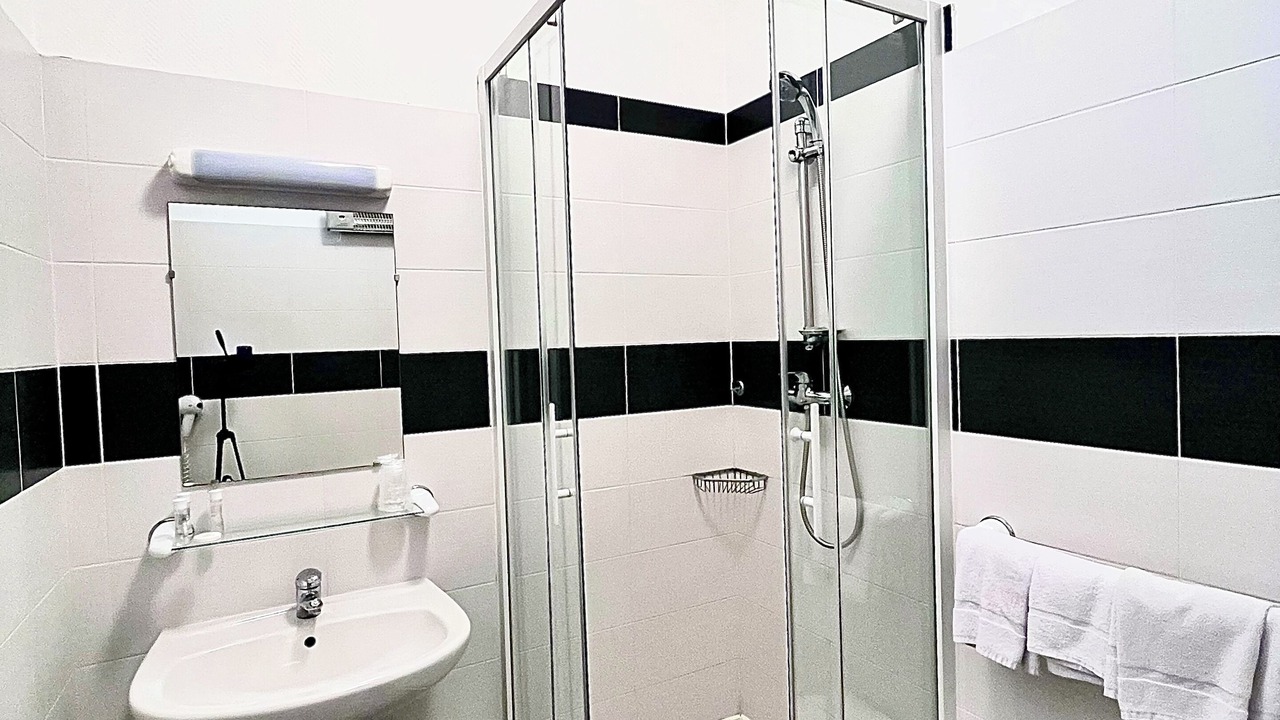 Photo of Bathroom in Sete