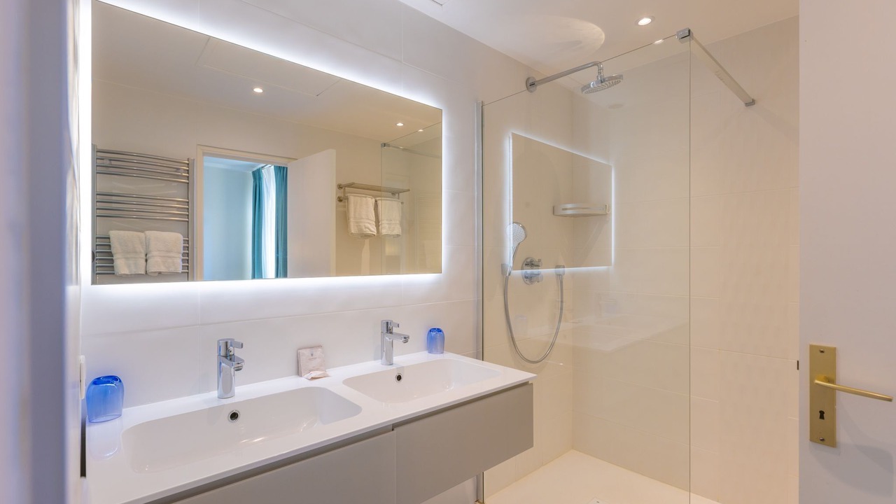 Photo of Bathroom in Valbonne