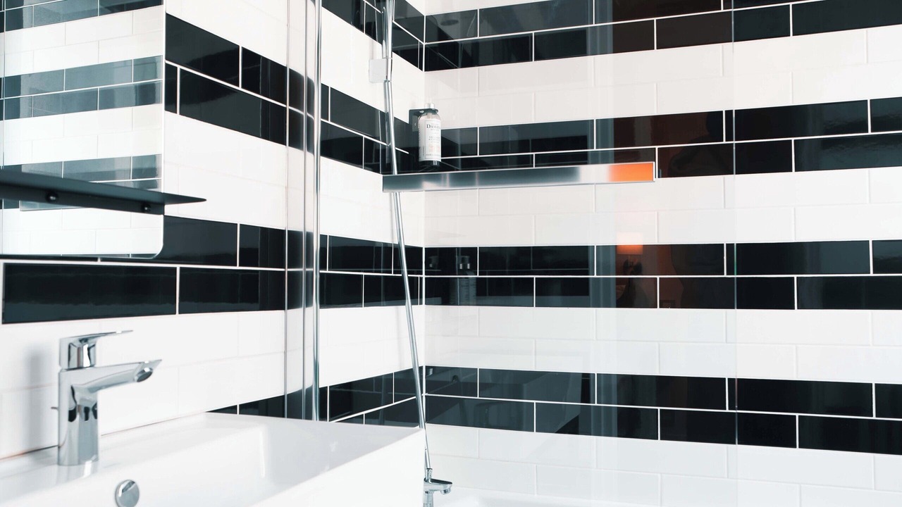 Photo of Bathroom in Intra Muros