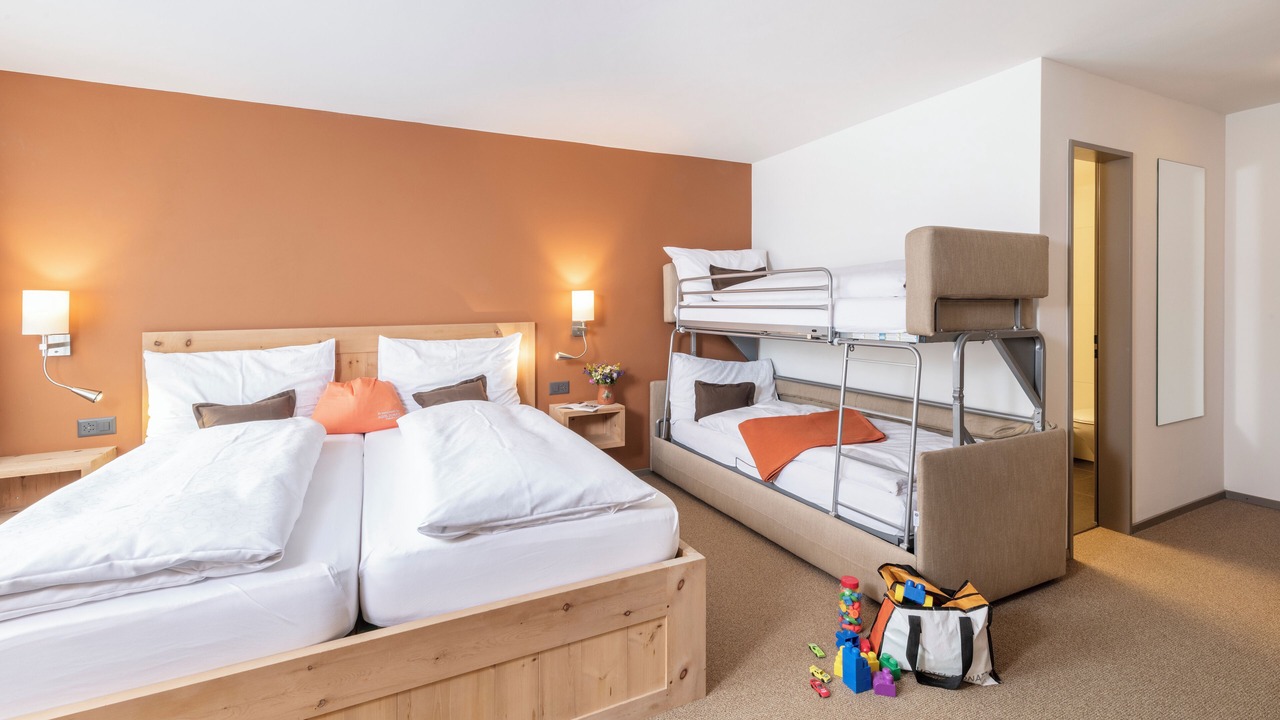 Photo of Bedroom in Samedan