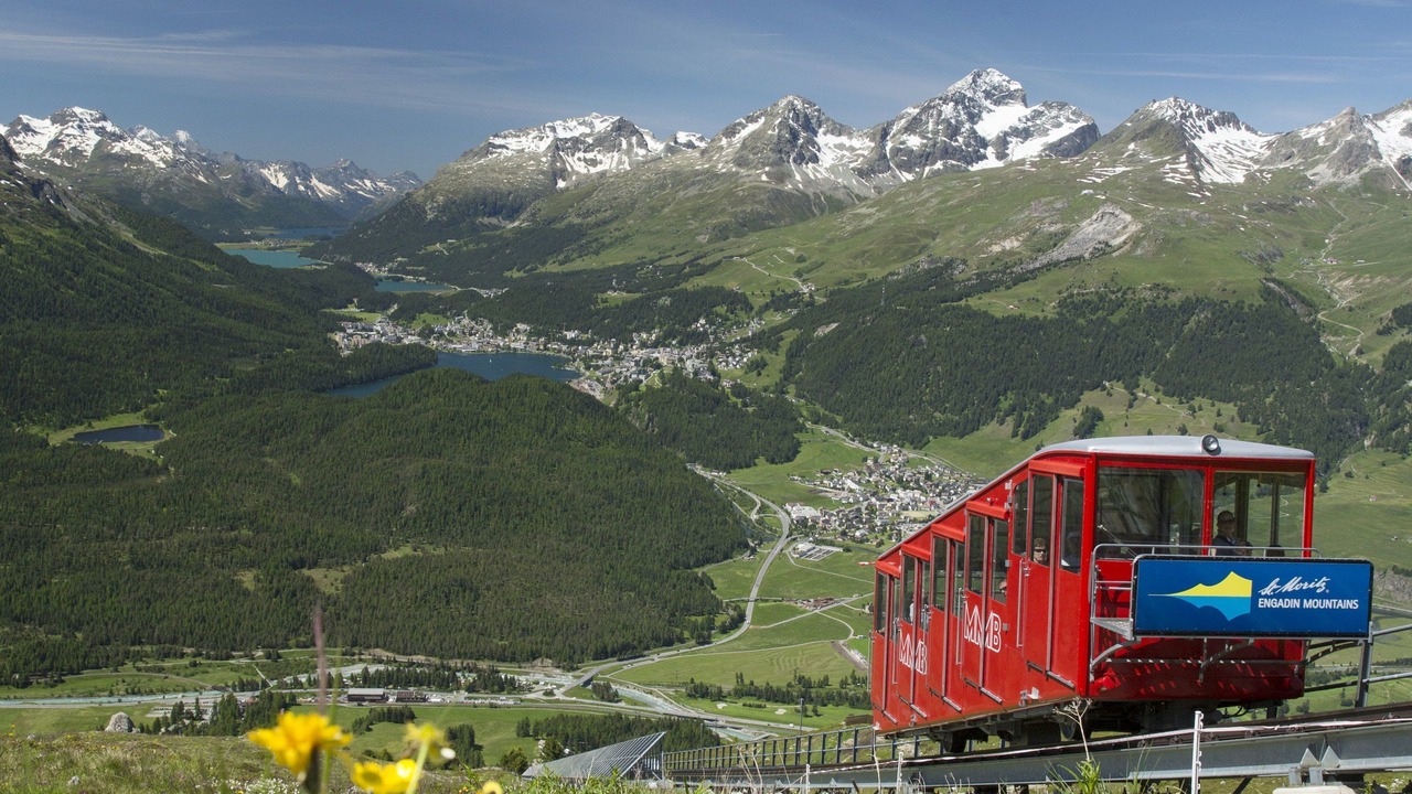 Photo of Others in Samedan