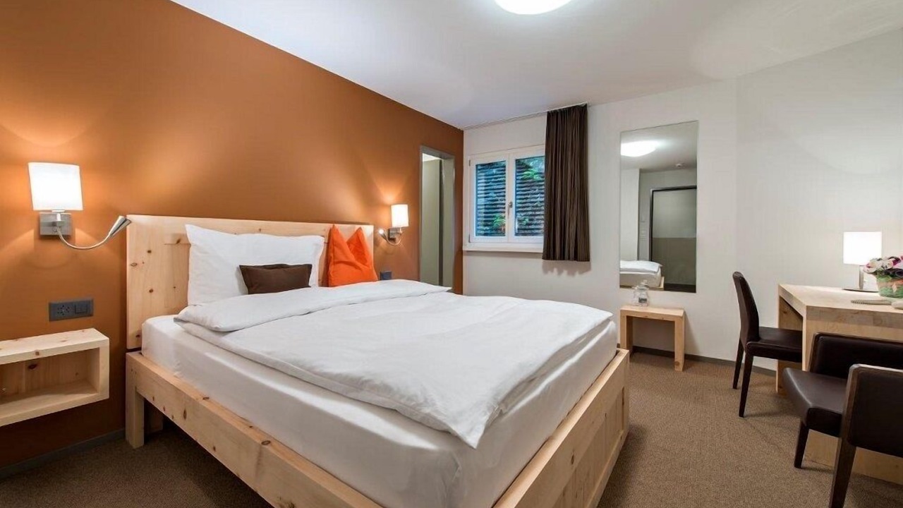 Photo of Bedroom in Samedan
