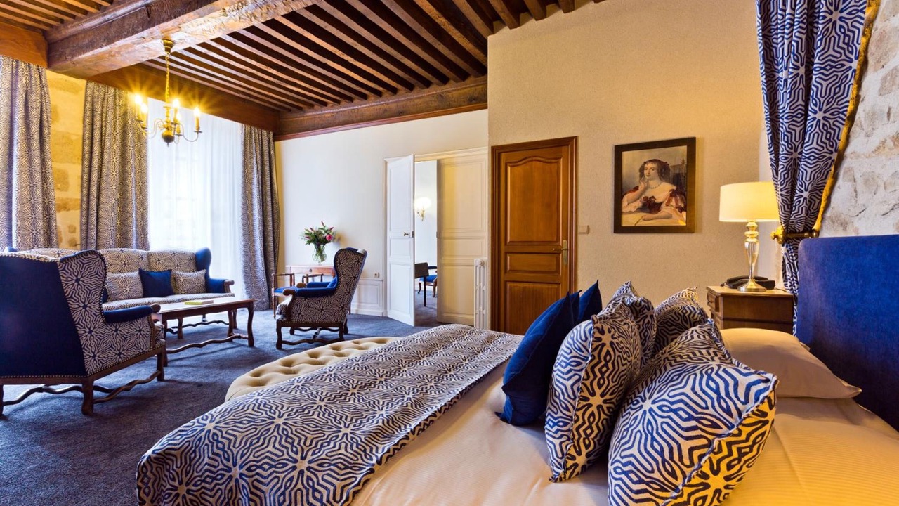 Photo of Bedroom in Bourbon-l'Archambault