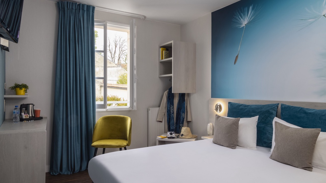 Photo of Bedroom in Fontenay-le-Comte