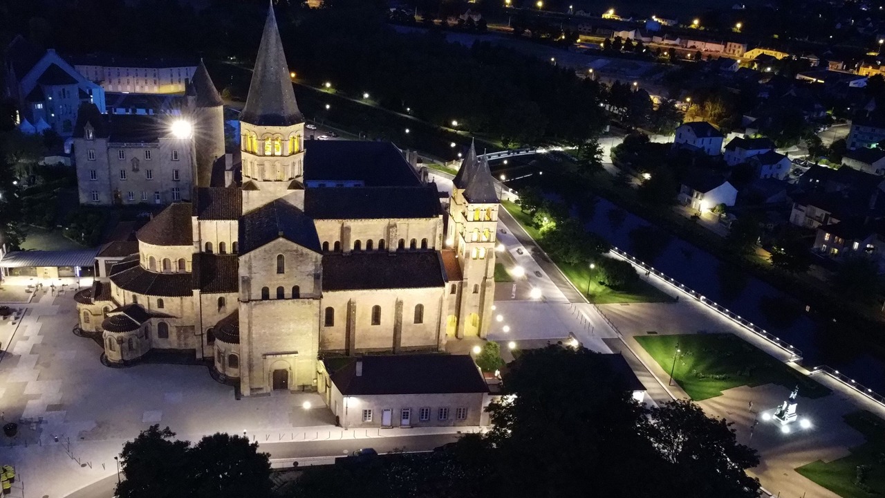 Photo of Bedroom in Paray-le-Monial