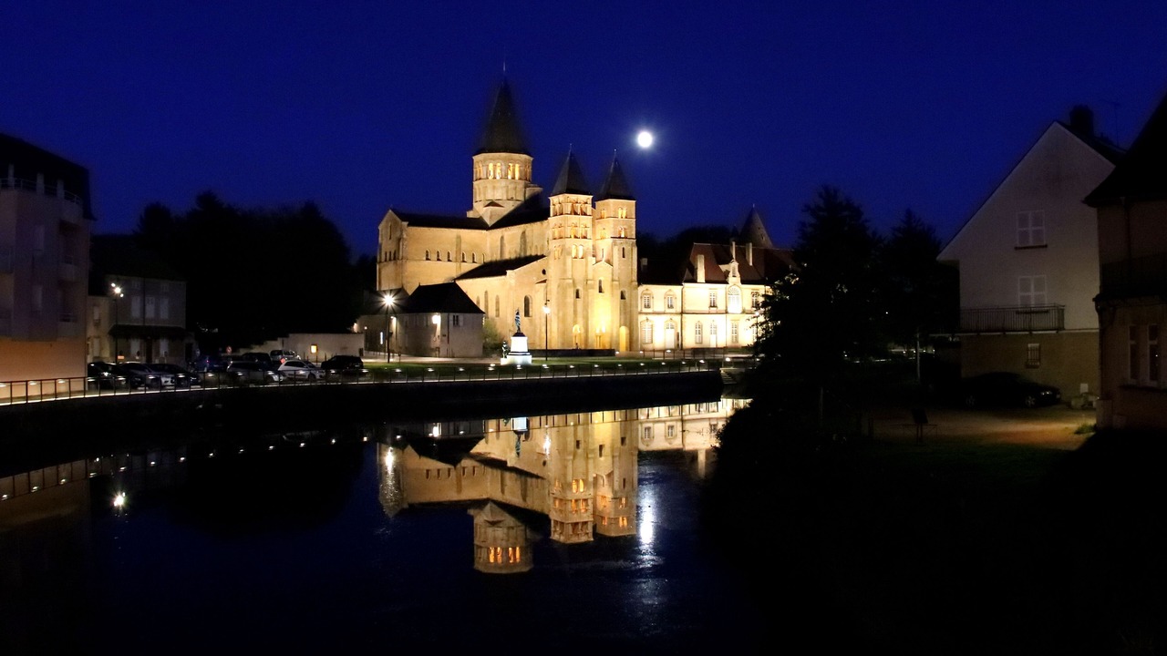 Photo of Others in Paray-le-Monial