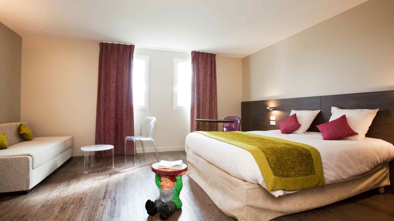 Photo of Bedroom in Jaux