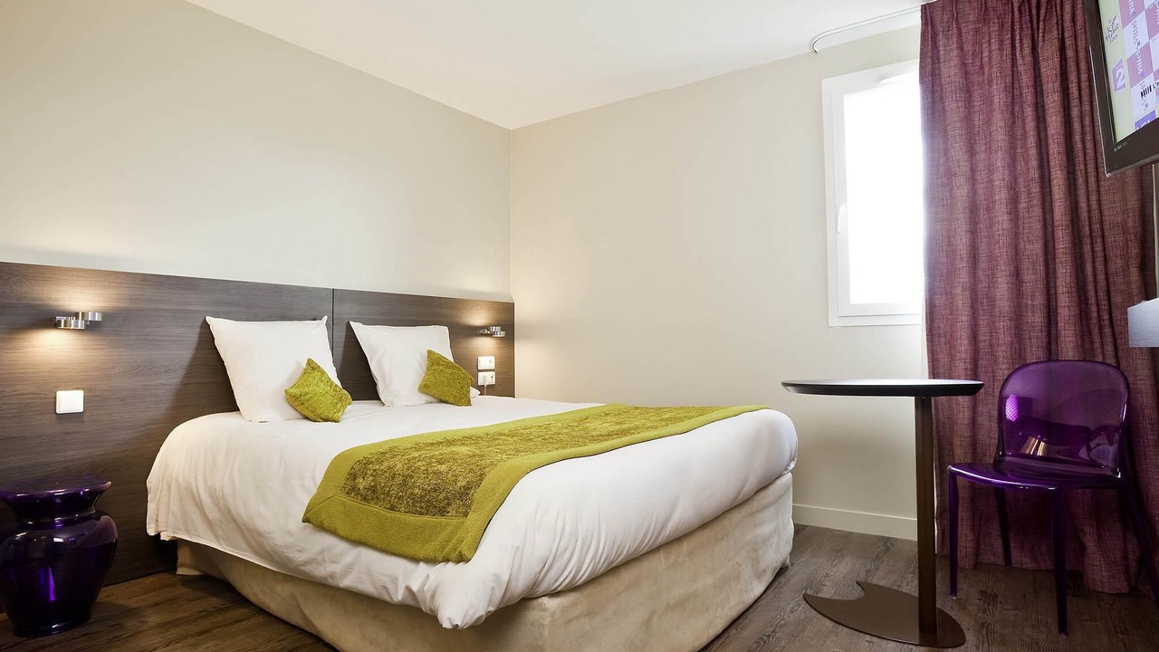 Photo of Bedroom in Jaux