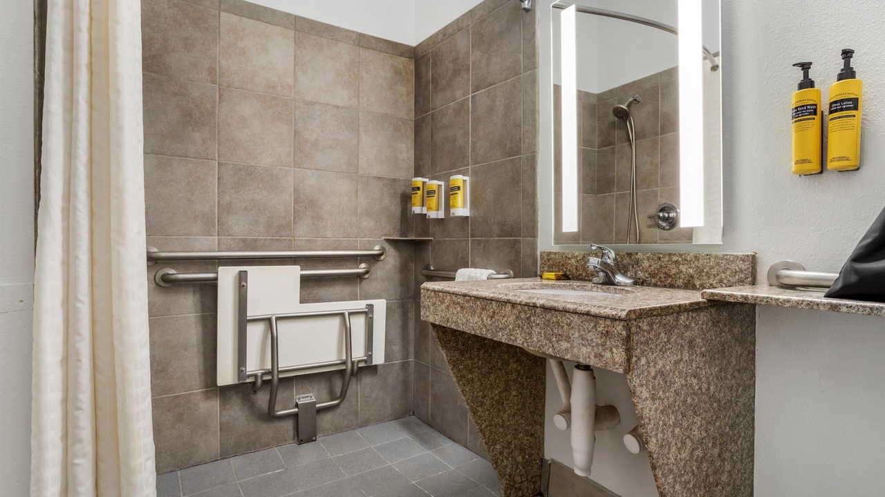 Photo of Bathroom in New Caney