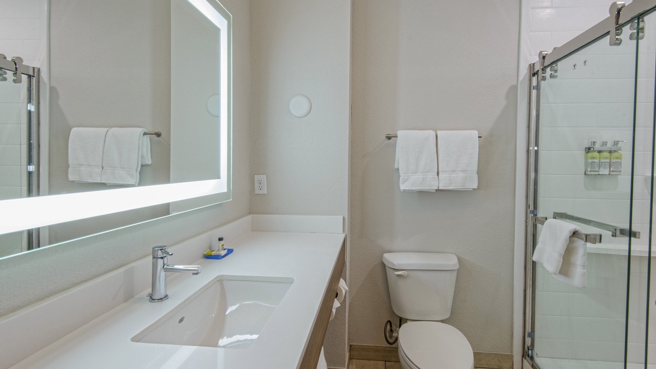 Photo of Bedroom in South Side