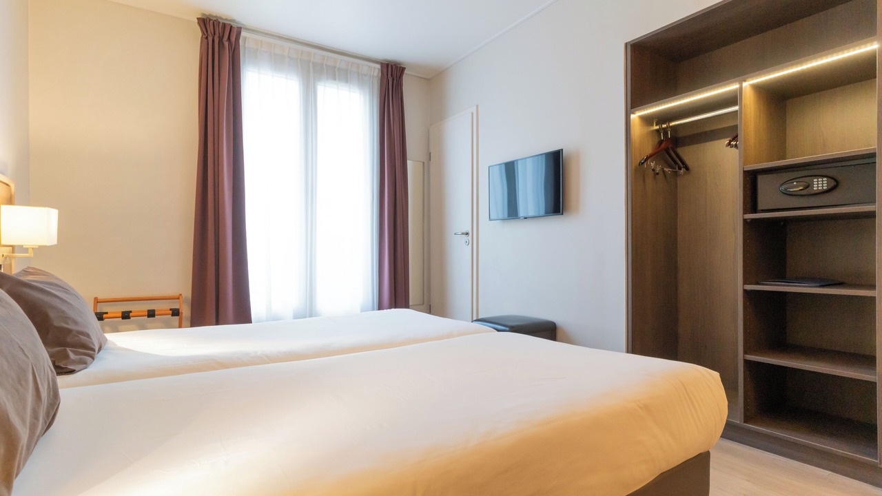 Photo of Bedroom in Quartier des Grandes-Carrieres