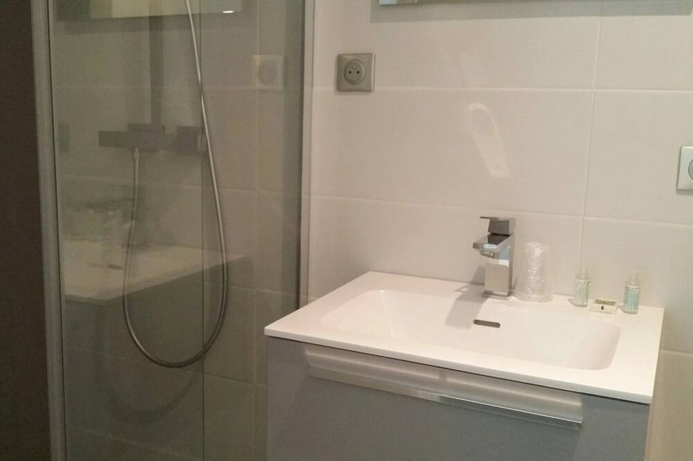 Photo of Bathroom in Les Baumettes