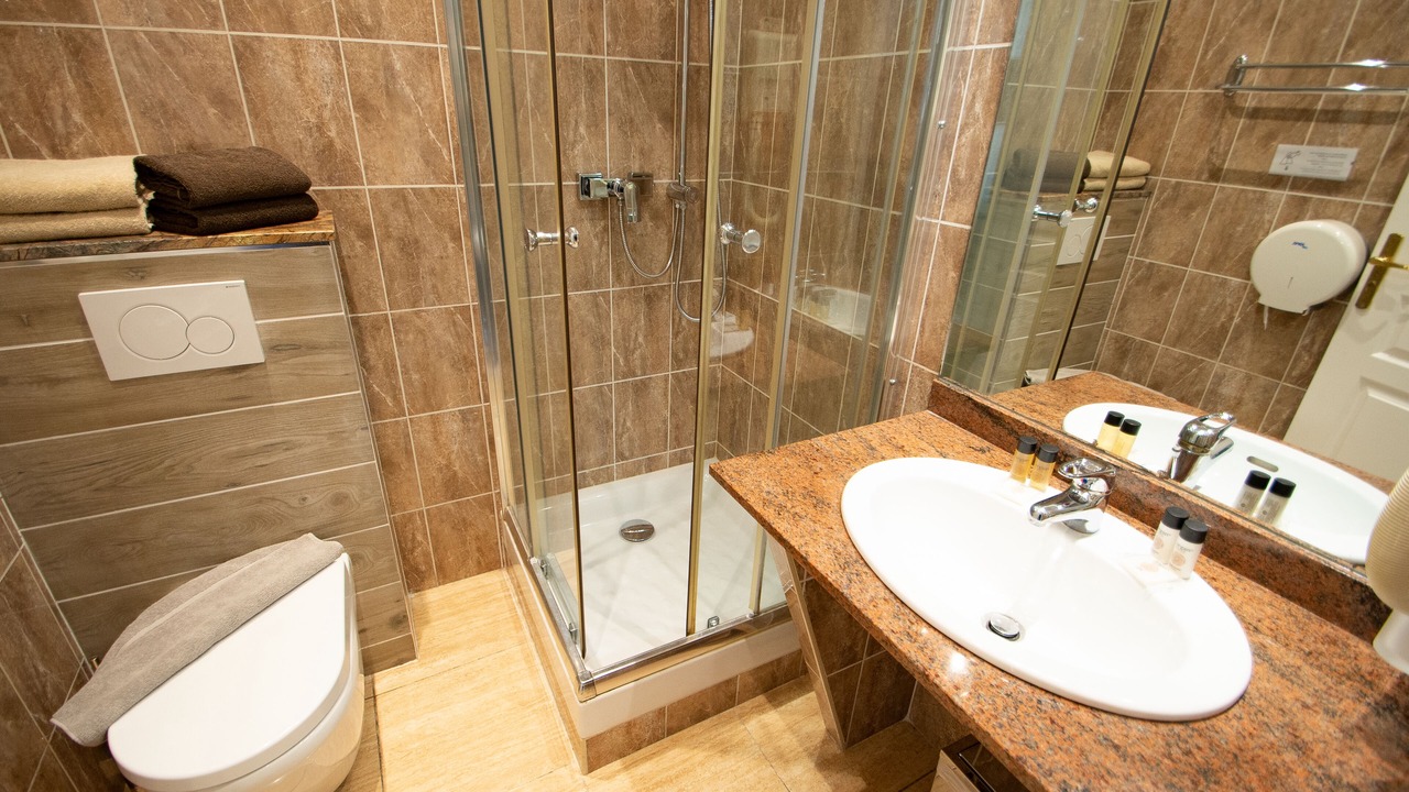 Photo of Bathroom in Vernier