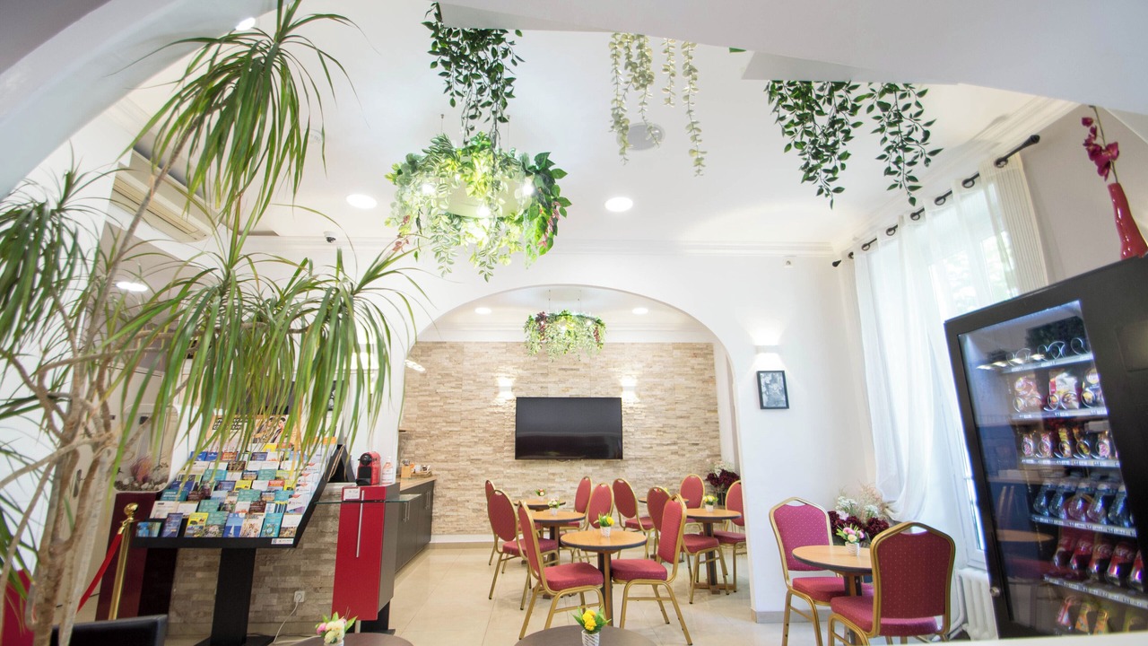 Photo of Others in Vernier